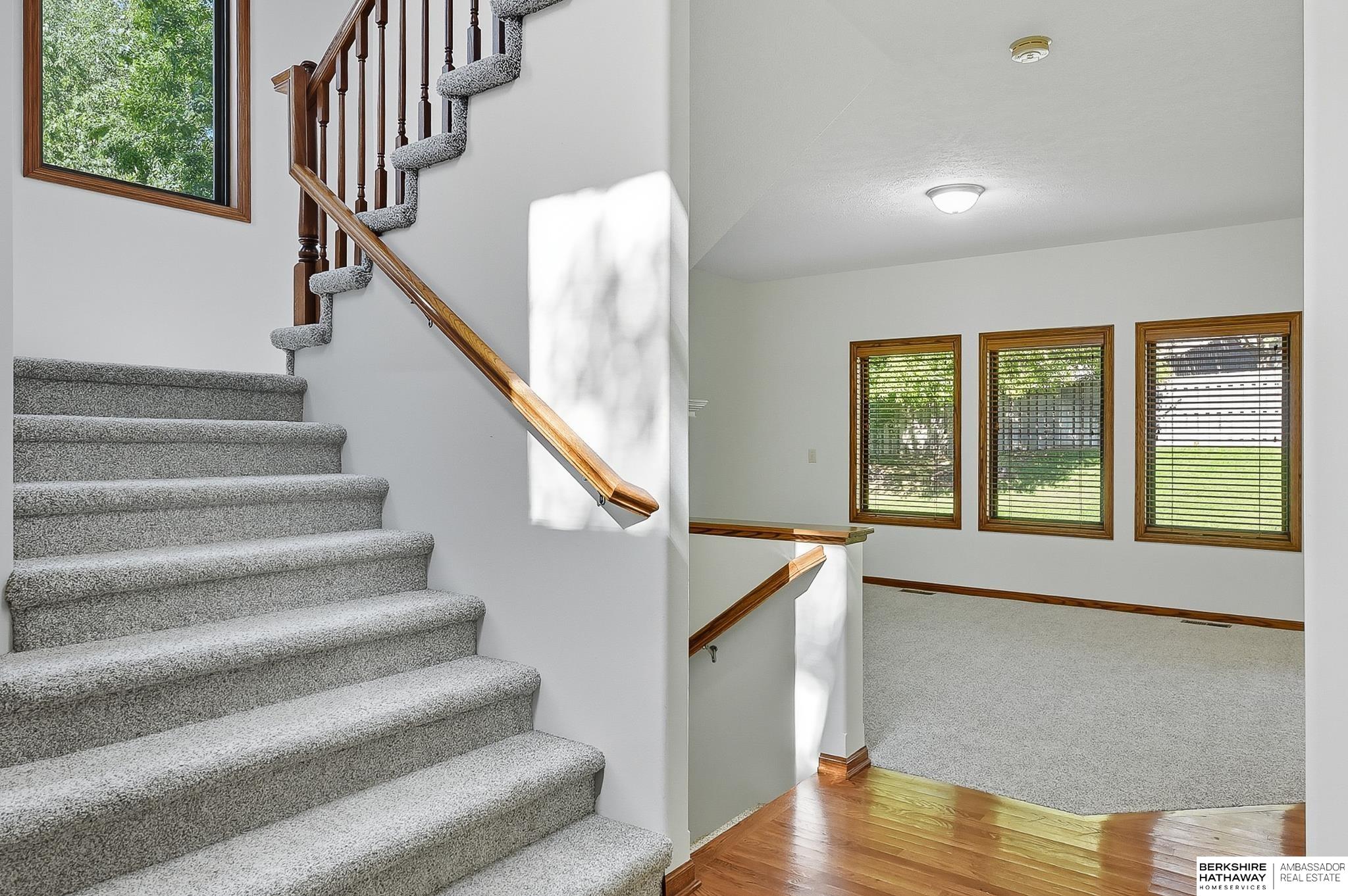 Elkhorn, Nebraska 68022, United States, 4 Bedrooms Bedrooms, ,2 BathroomsBathrooms,Residential,Active,221339