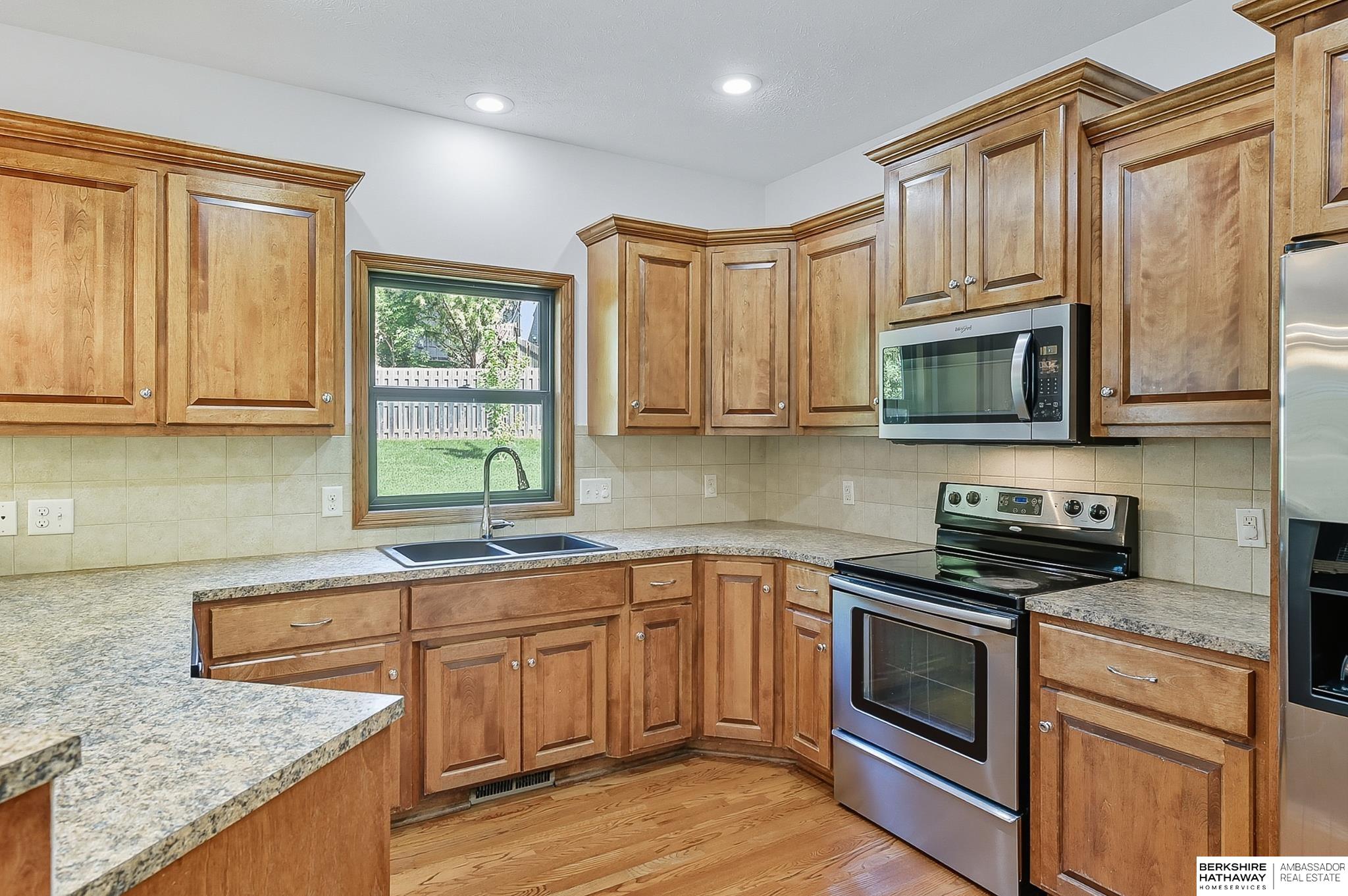 Elkhorn, Nebraska 68022, United States, 4 Bedrooms Bedrooms, ,2 BathroomsBathrooms,Residential,Active,221339