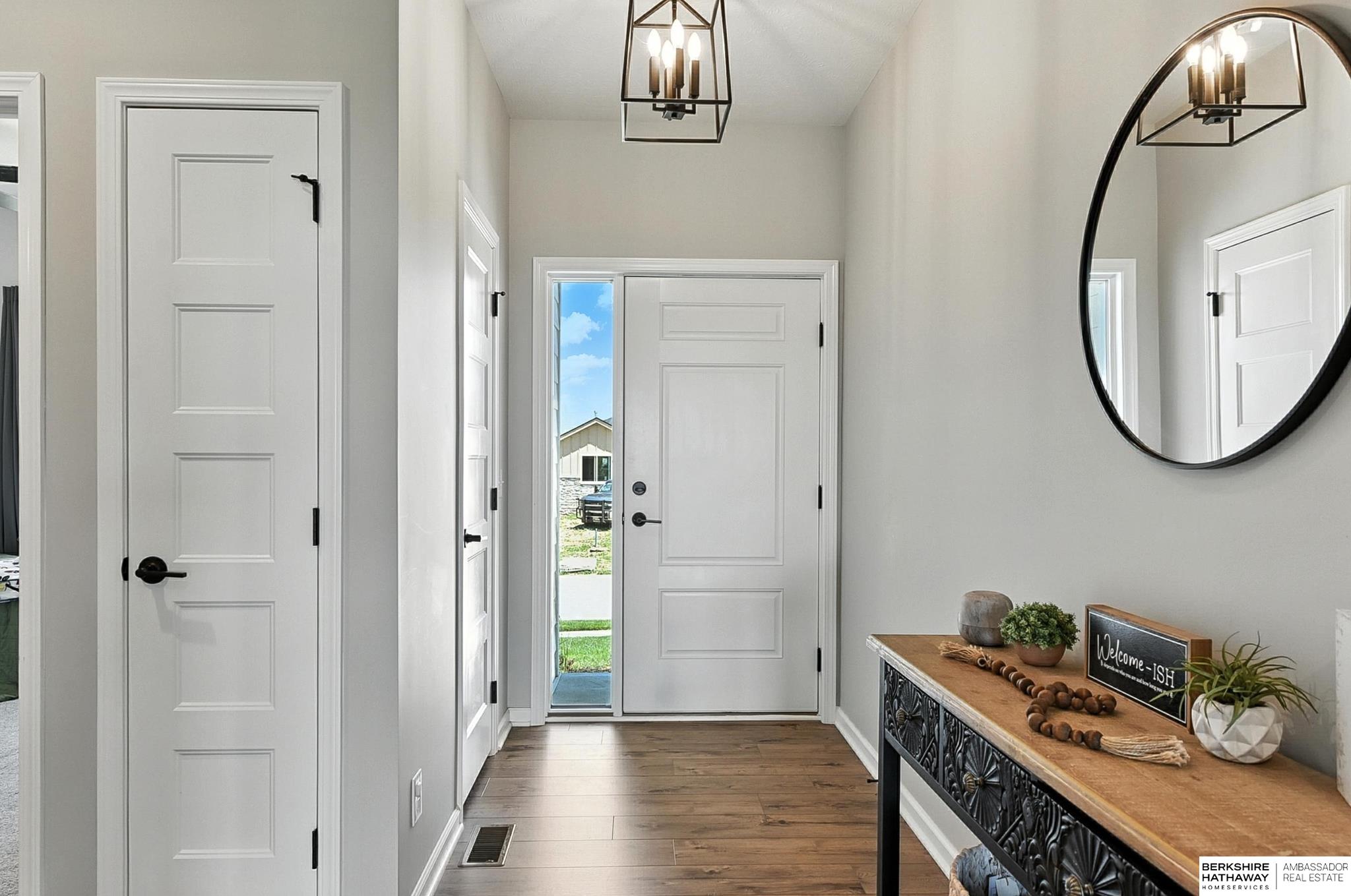 Bennington, Nebraska 68007, United States, 4 Bedrooms Bedrooms, ,2 BathroomsBathrooms,Residential,Active,156577