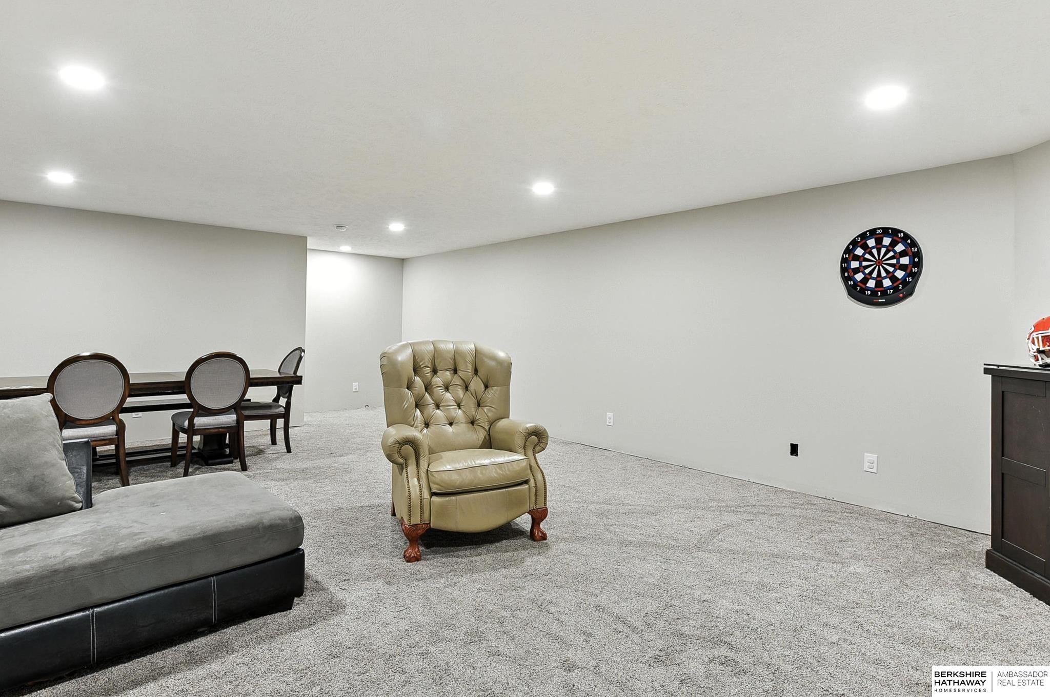 Bennington, Nebraska 68007, United States, 4 Bedrooms Bedrooms, ,2 BathroomsBathrooms,Residential,Active,156577