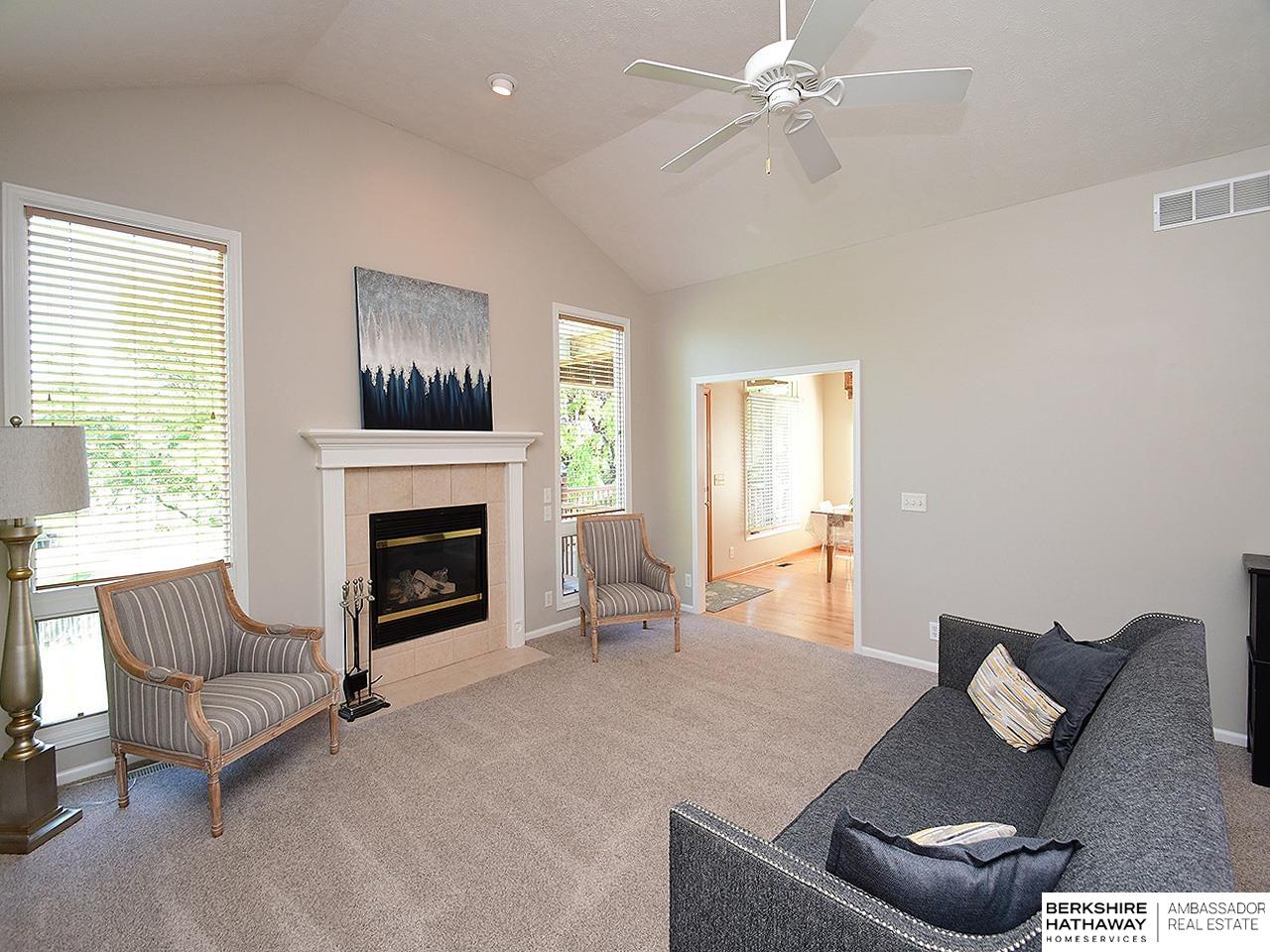 Omaha, Nebraska 68116, United States, 3 Bedrooms Bedrooms, ,3 BathroomsBathrooms,Residential,Pending,160232