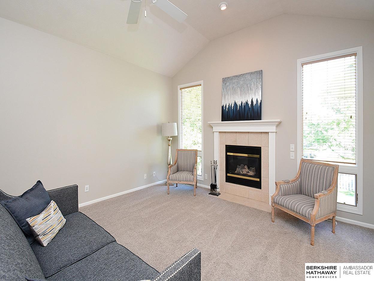 Omaha, Nebraska 68116, United States, 3 Bedrooms Bedrooms, ,3 BathroomsBathrooms,Residential,Pending,160232