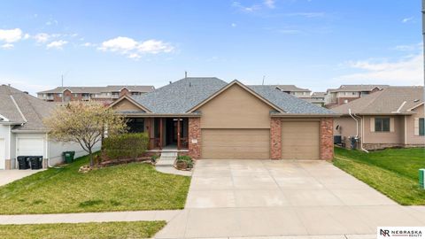Photo of 8108 S 155th Avenue, Omaha, NE 68138 (MLS # 22611162)
