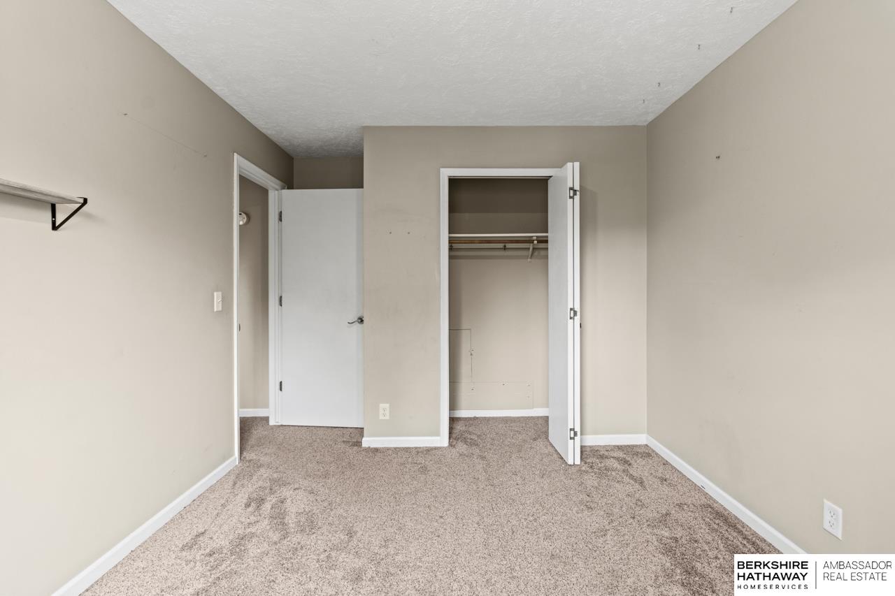 Omaha, Nebraska 68127, United States, 3 Bedrooms Bedrooms, ,3 BathroomsBathrooms,Residential,Active,152143