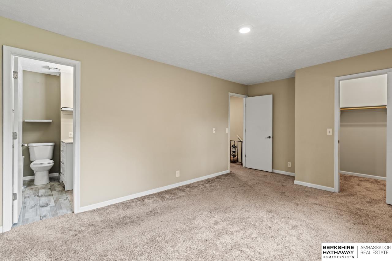 Omaha, Nebraska 68127, United States, 3 Bedrooms Bedrooms, ,3 BathroomsBathrooms,Residential,Active,152143