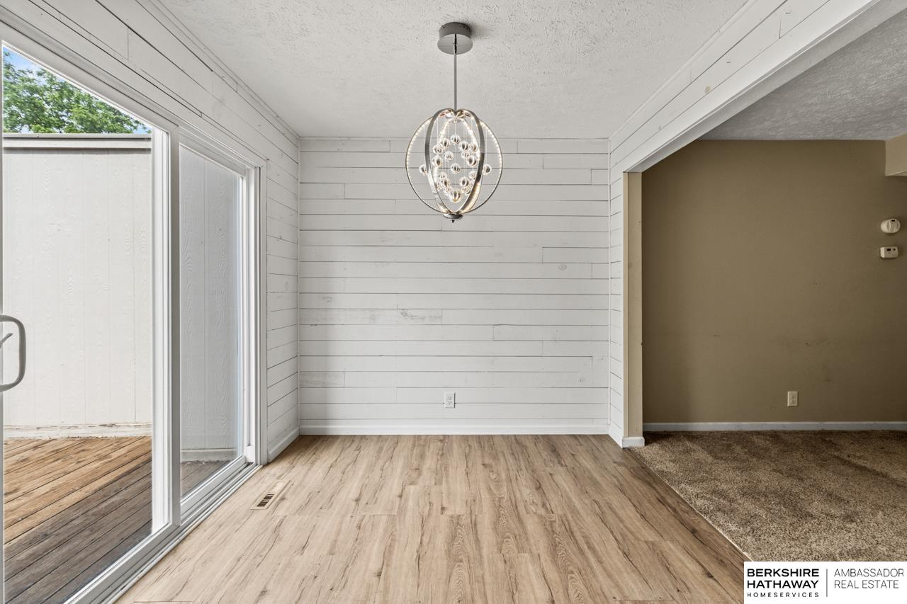 Omaha, Nebraska 68127, United States, 3 Bedrooms Bedrooms, ,3 BathroomsBathrooms,Residential,Active,152143