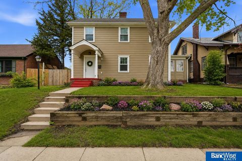 Photo of 2740 S 13 Street, Lincoln, NE 68502 (MLS # 22615699)