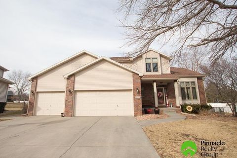 Photo of 7005 Woody Creek Circle, Lincoln, NE 68516 (MLS # 22602773)