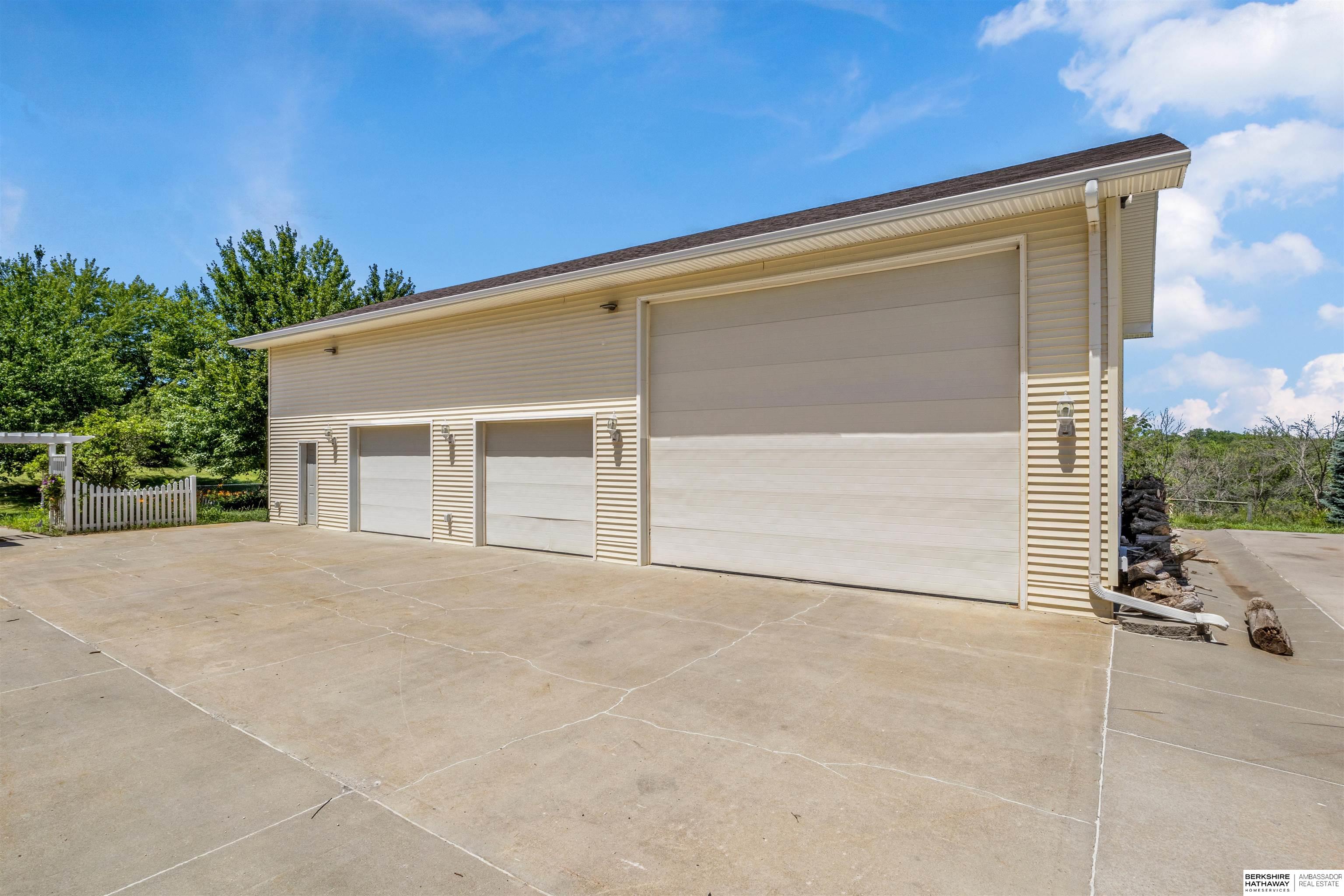 Glenwood, Iowa 51534, United States, 5 Bedrooms Bedrooms, ,4 BathroomsBathrooms,Residential,Active,177119