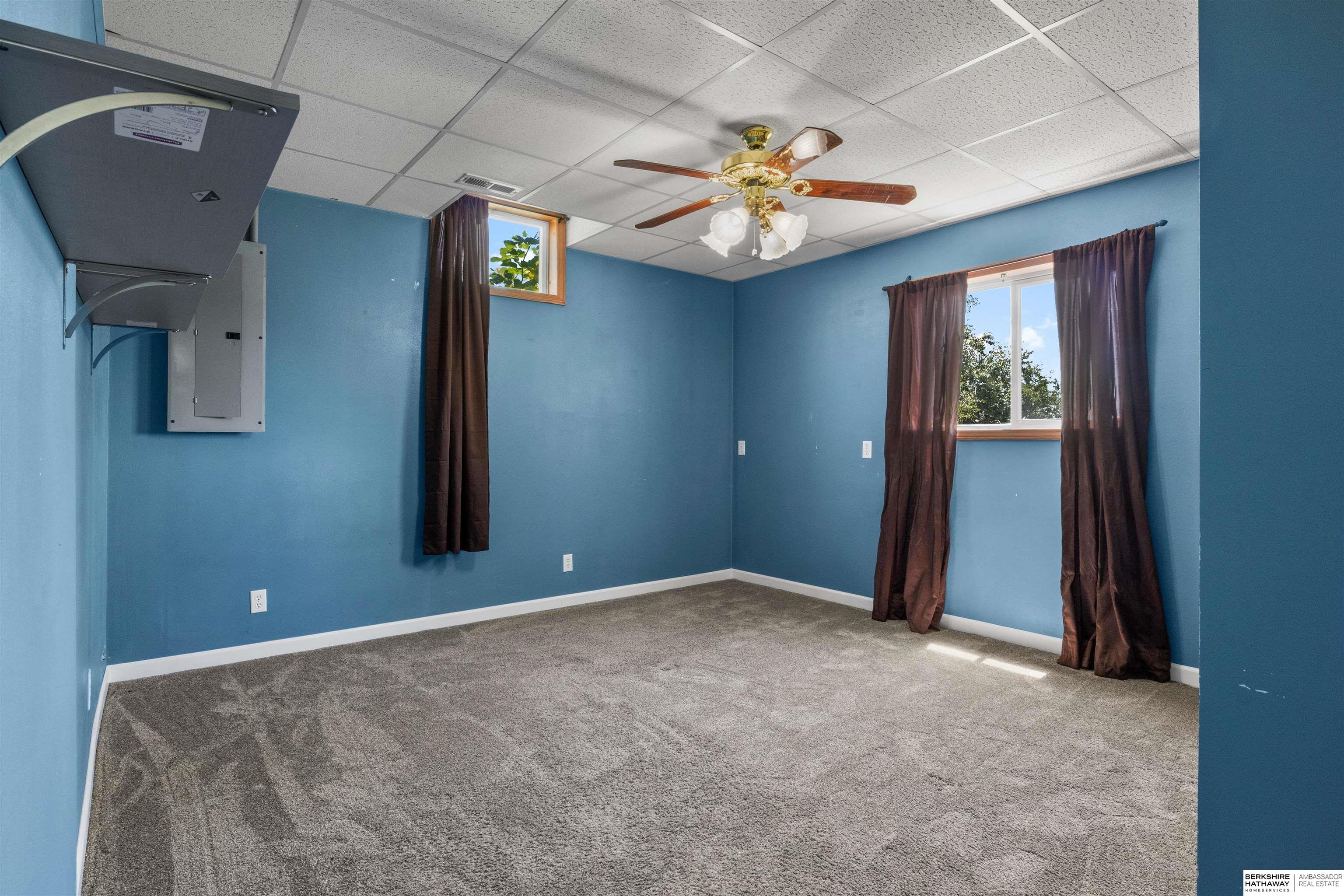 Glenwood, Iowa 51534, United States, 5 Bedrooms Bedrooms, ,4 BathroomsBathrooms,Residential,Active,177119