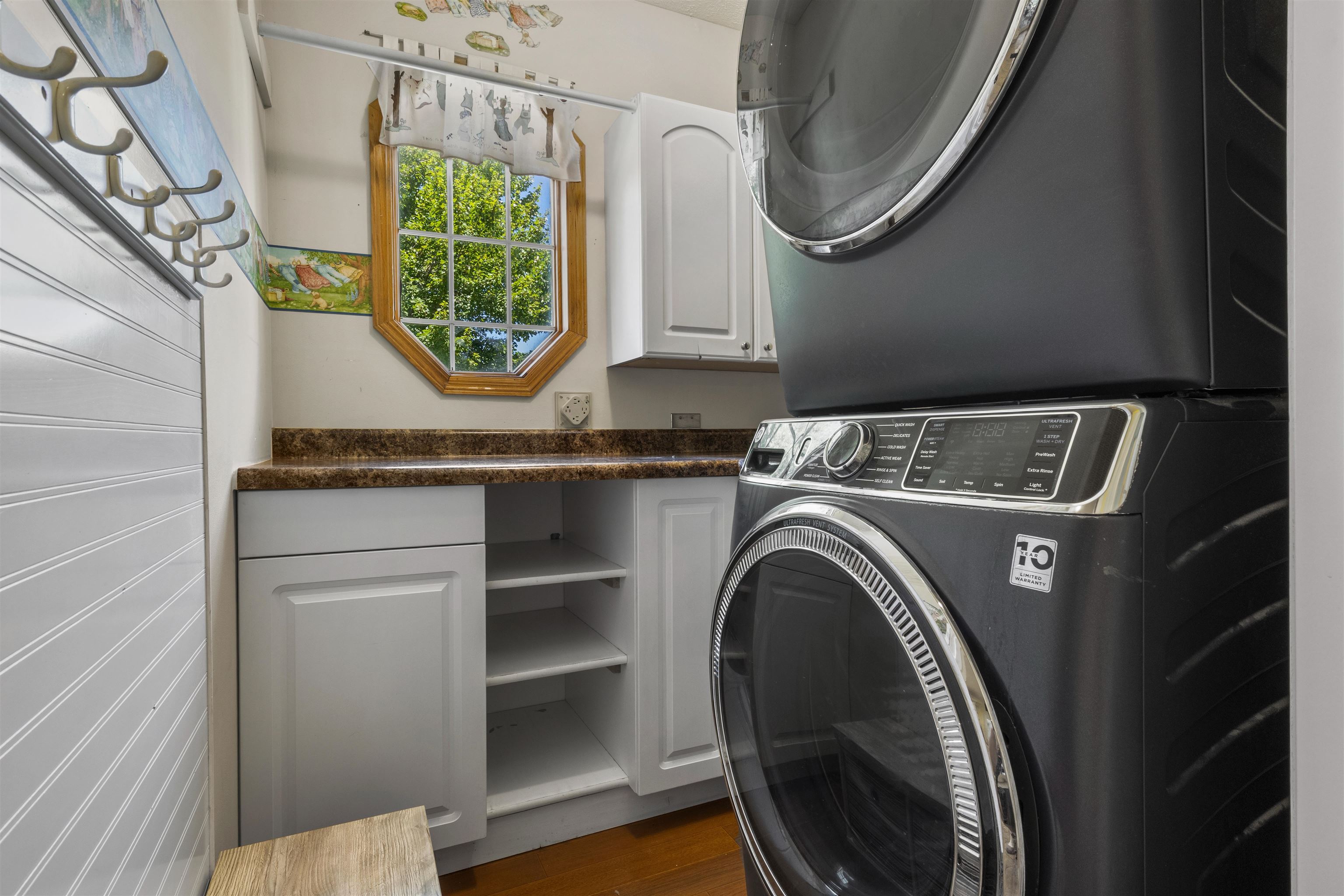 Glenwood, Iowa 51534, United States, 5 Bedrooms Bedrooms, ,4 BathroomsBathrooms,Residential,Active,177119