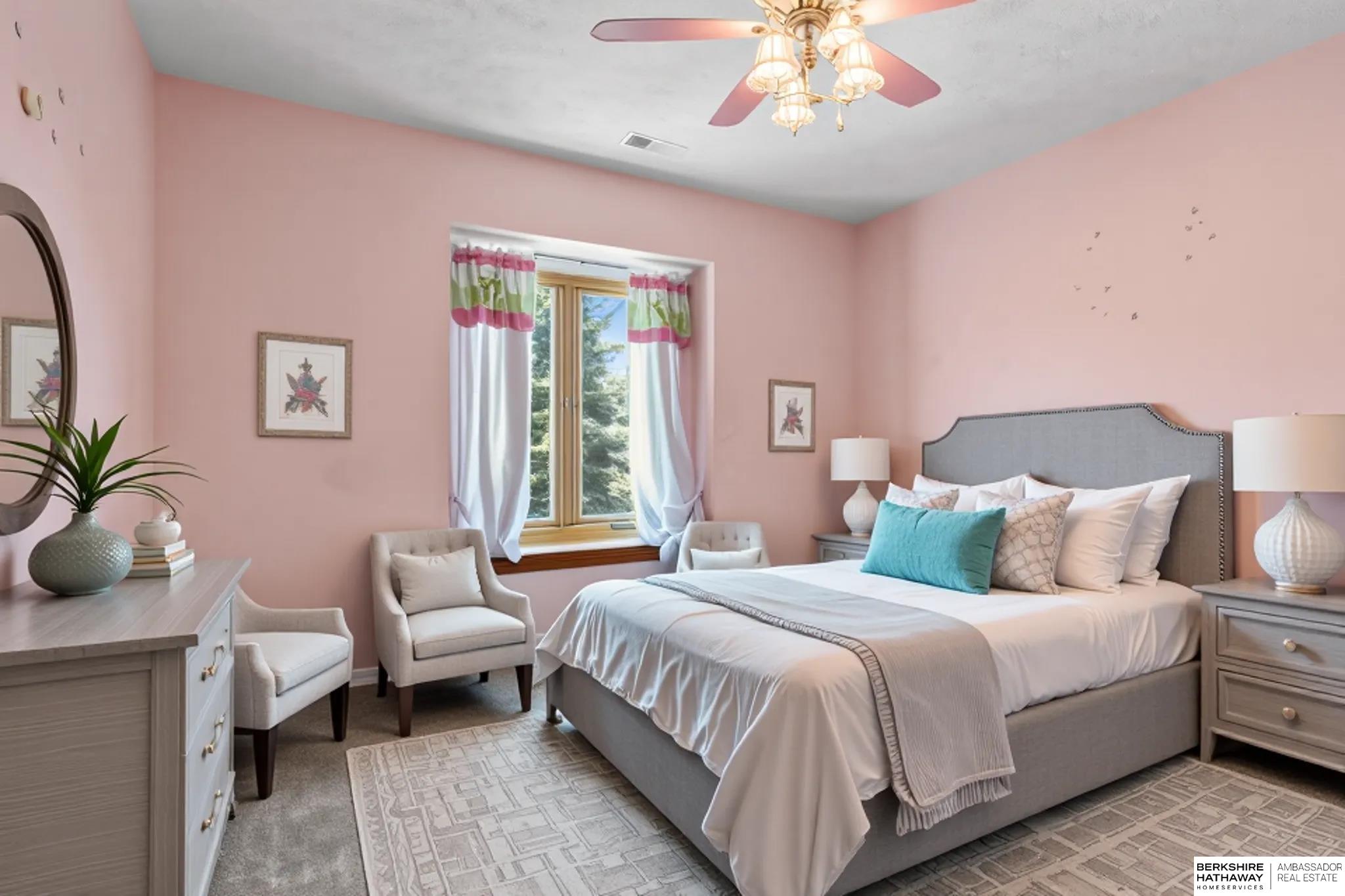 Glenwood, Iowa 51534, United States, 5 Bedrooms Bedrooms, ,4 BathroomsBathrooms,Residential,Active,177119