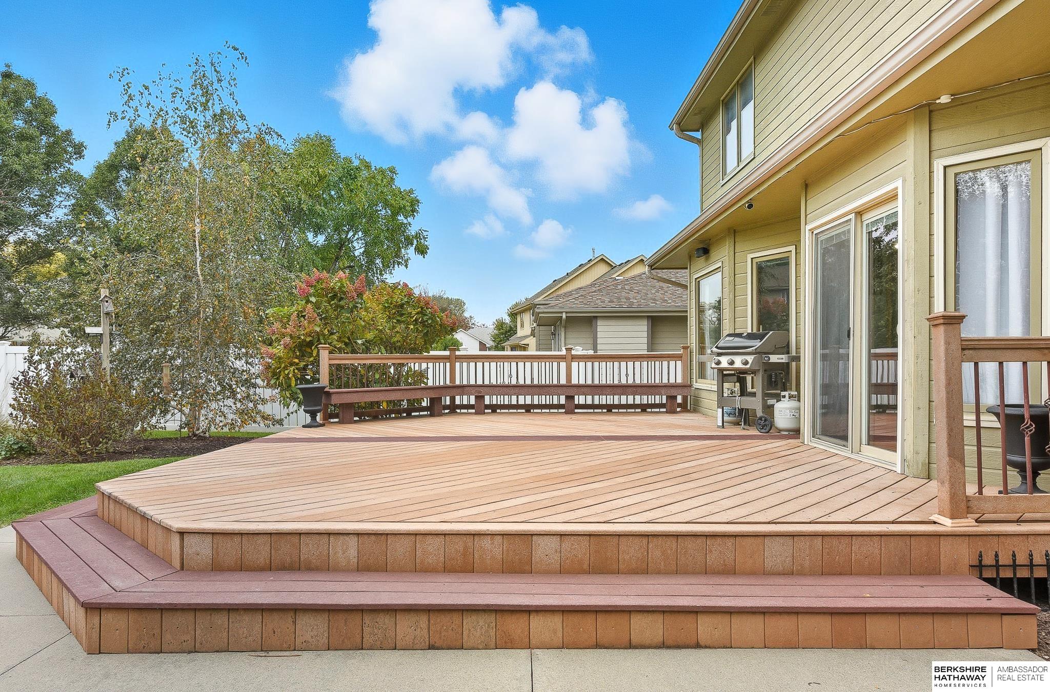 Omaha, Nebraska 68136, United States, 4 Bedrooms Bedrooms, ,2 BathroomsBathrooms,Residential,Active,241779