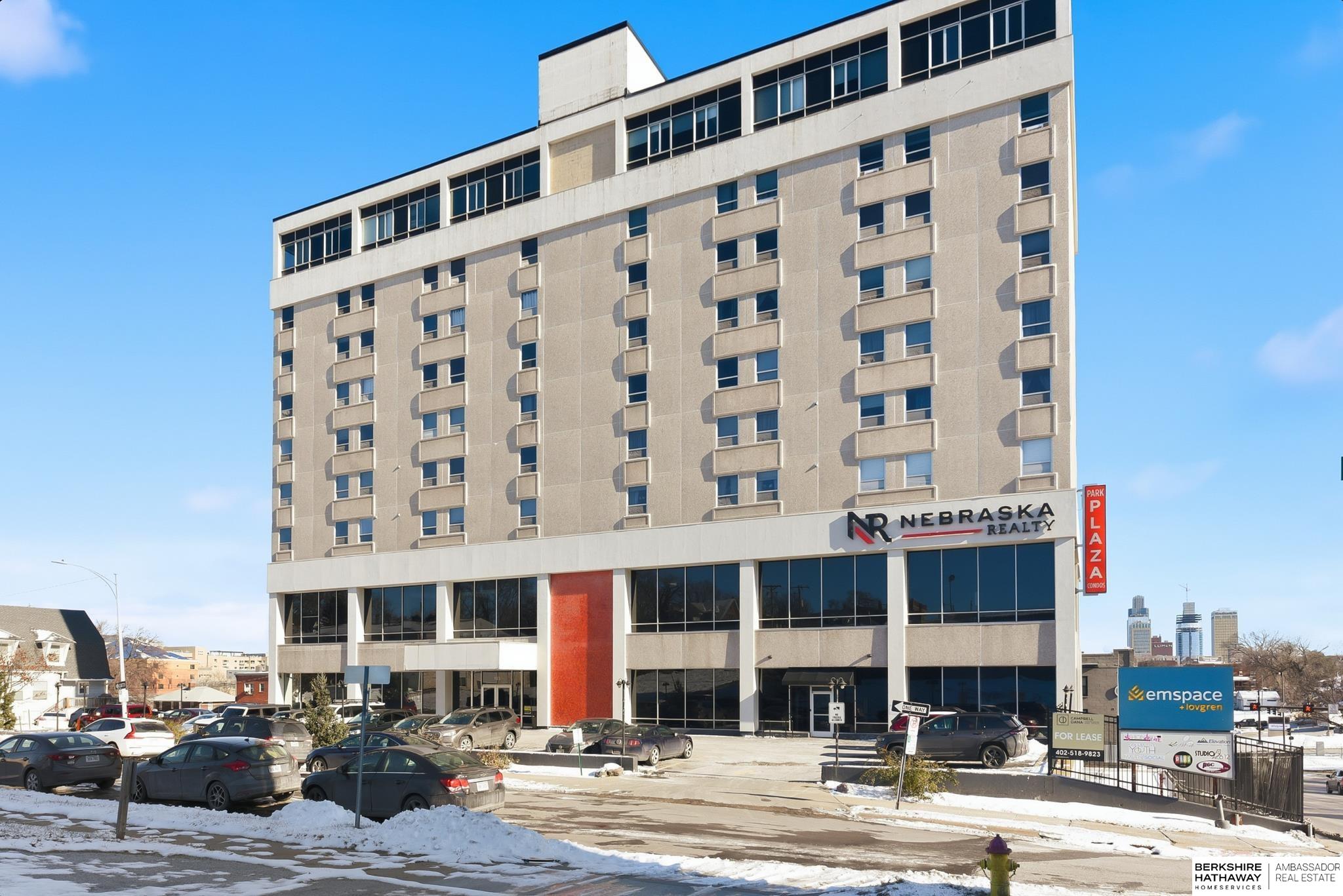 Omaha, Nebraska 68131, United States, 1 Bedroom Bedrooms, ,1 BathroomBathrooms,Residential,Active,252046