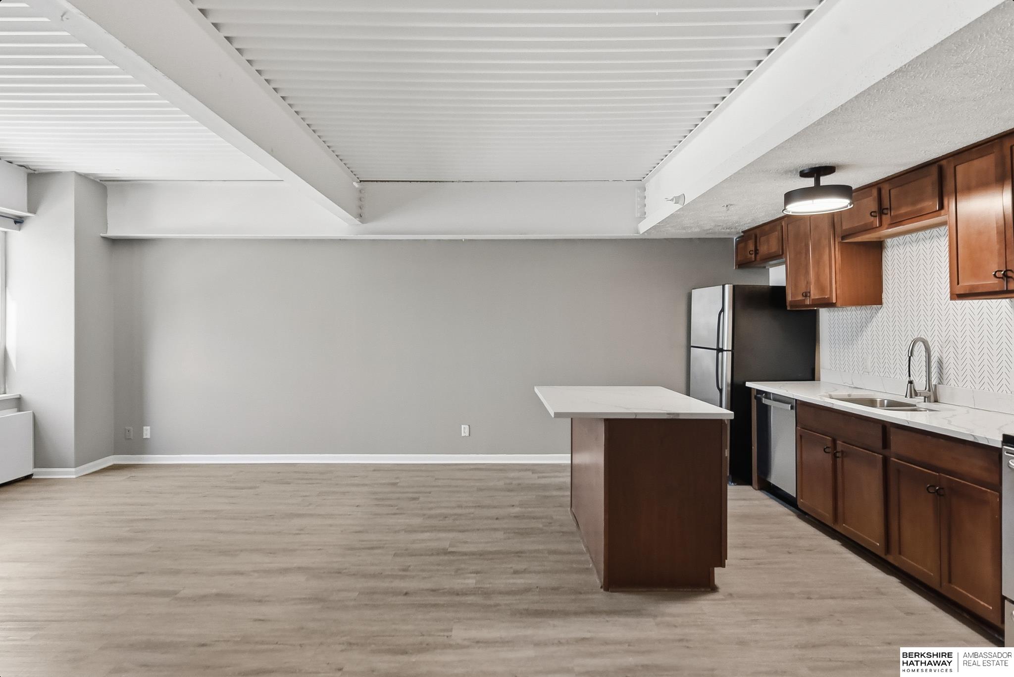 Omaha, Nebraska 68131, United States, 1 Bedroom Bedrooms, ,1 BathroomBathrooms,Residential,Active,252046