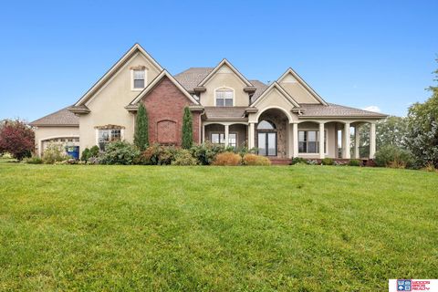 Photo of 6701 Wildflower Court, Lincoln, NE 68516 (MLS # 22528821)