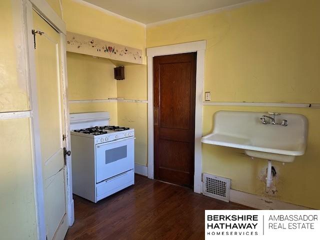 Omaha, Nebraska 68106, United States, 3 Bedrooms Bedrooms, ,1 BathroomBathrooms,Residential,Pending,126988