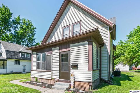 Photo of 5018 N 22nd Street, Omaha, NE 68110 (MLS # 22619473)