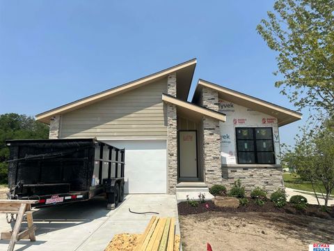 Photo of 20102 W Street, Omaha, NE 68135 (MLS # 22506886)
