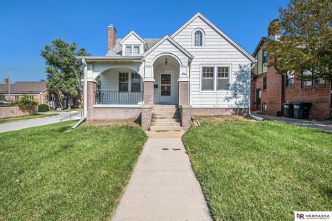 Photo of 4440 William Street, Omaha, NE 68105 (MLS # 22528259)