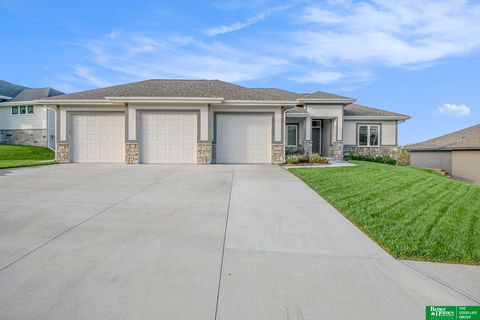 Photo of 16061 CW Hadan Drive, Bennington, NE 68007 (MLS # 22528414)