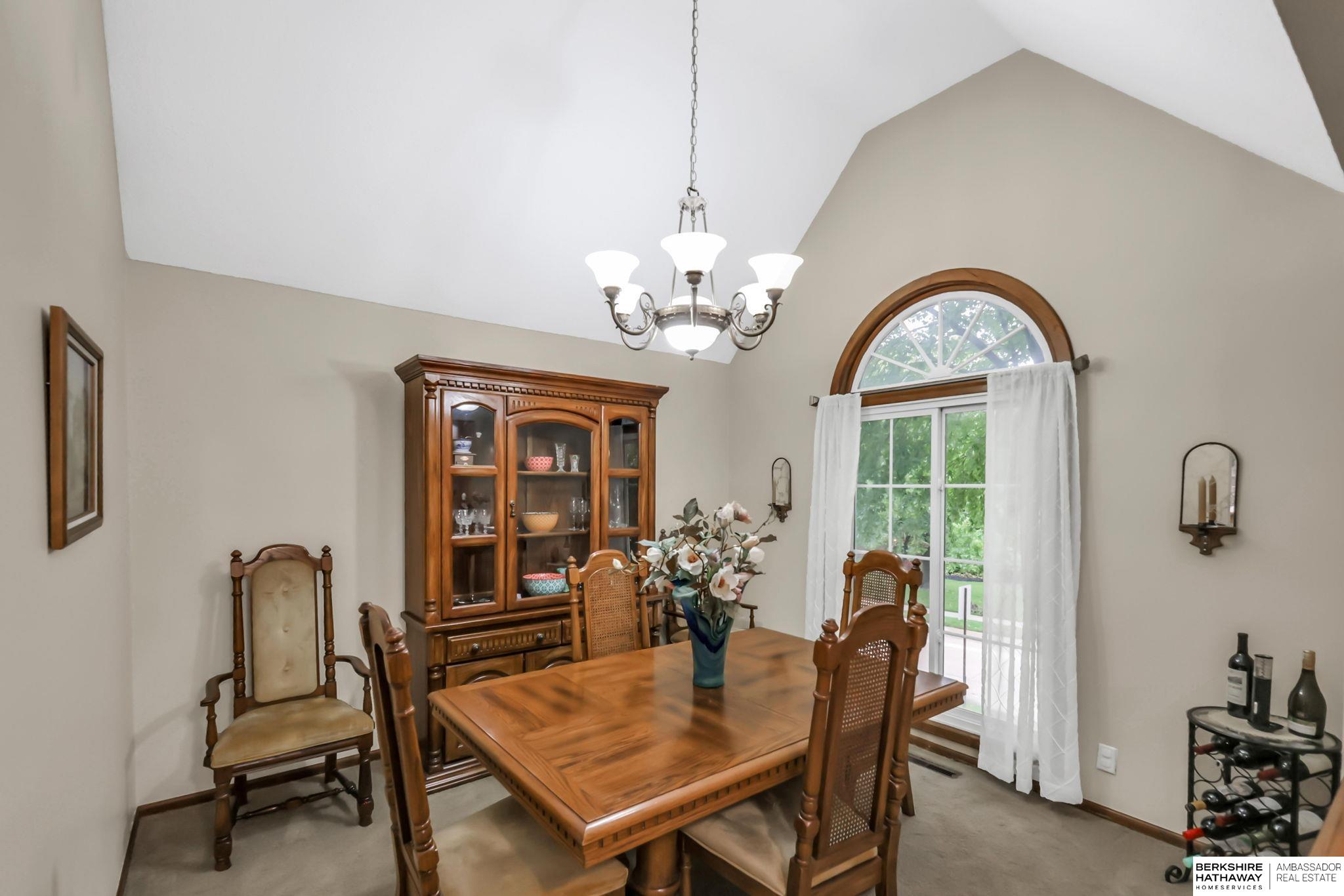 Omaha, Nebraska 68154, United States, 3 Bedrooms Bedrooms, ,2 BathroomsBathrooms,Residential,Active,227453