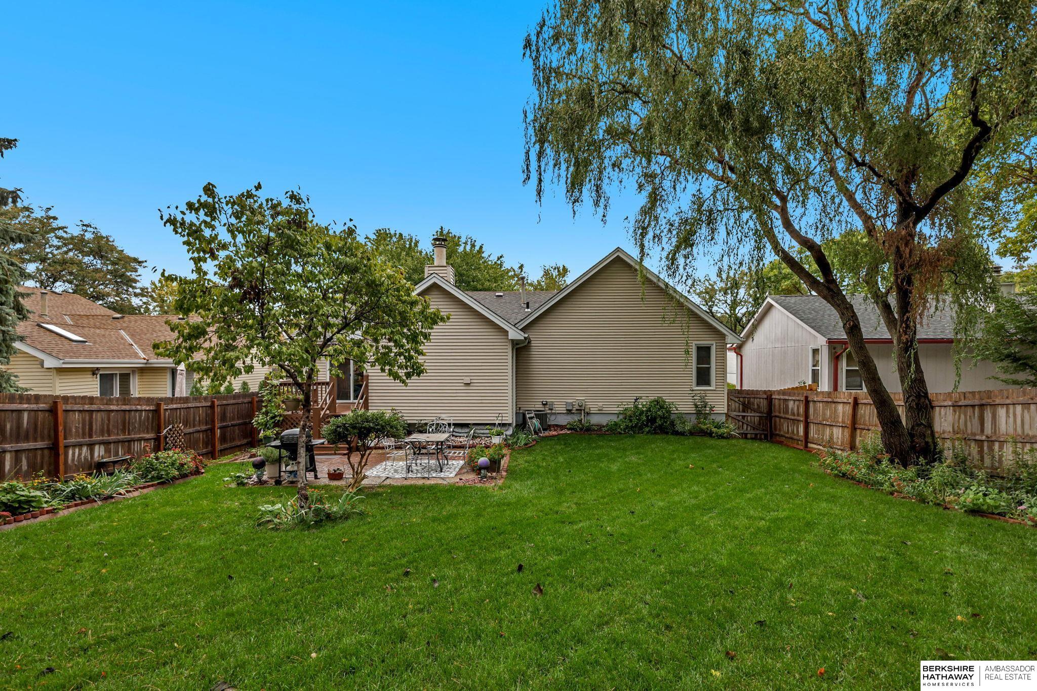 Omaha, Nebraska 68154, United States, 3 Bedrooms Bedrooms, ,2 BathroomsBathrooms,Residential,Active,227453