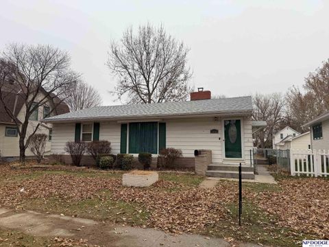 Photo of 1640 N Park Avenue, Fremont, NE 68025 (MLS # 22533866)