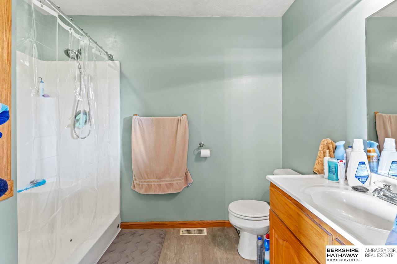 Herman, Nebraska 68029, United States, 3 Bedrooms Bedrooms, ,3 BathroomsBathrooms,Residential,Active,166153