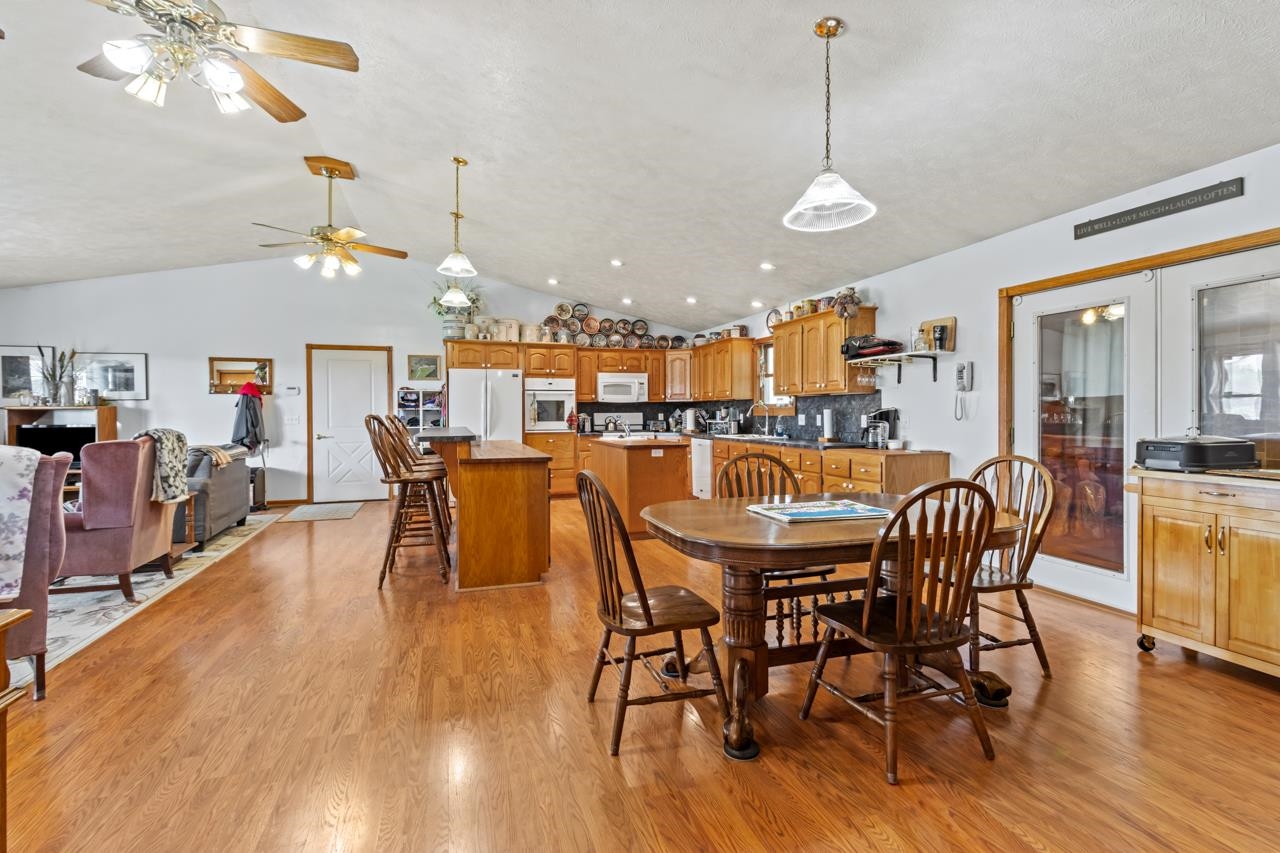 Herman, Nebraska 68029, United States, 3 Bedrooms Bedrooms, ,3 BathroomsBathrooms,Residential,Active,166153