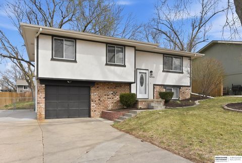 Photo of 14908 Echo Hills Drive, Omaha, NE 68138 (MLS # 22608468)