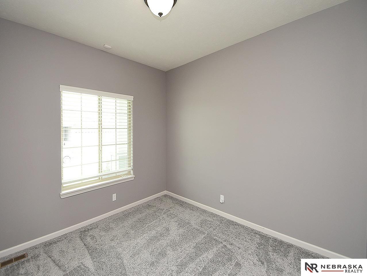 Gretna, Nebraska 68028, United States, 4 Bedrooms Bedrooms, ,3 BathroomsBathrooms,Residential,Active,160588