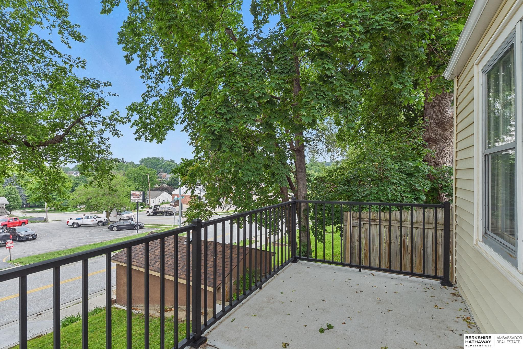 Omaha, Nebraska 68106, United States, 2 Bedrooms Bedrooms, ,2 BathroomsBathrooms,Residential,Active,225093