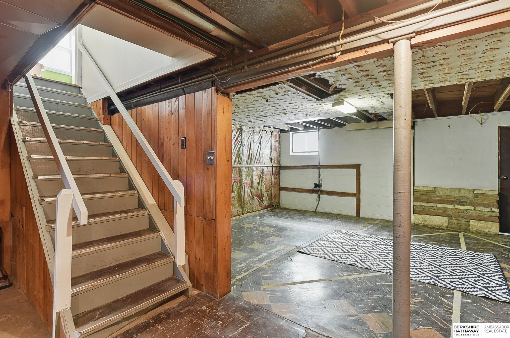 Omaha, Nebraska 68106, United States, 2 Bedrooms Bedrooms, ,2 BathroomsBathrooms,Residential,Active,225093