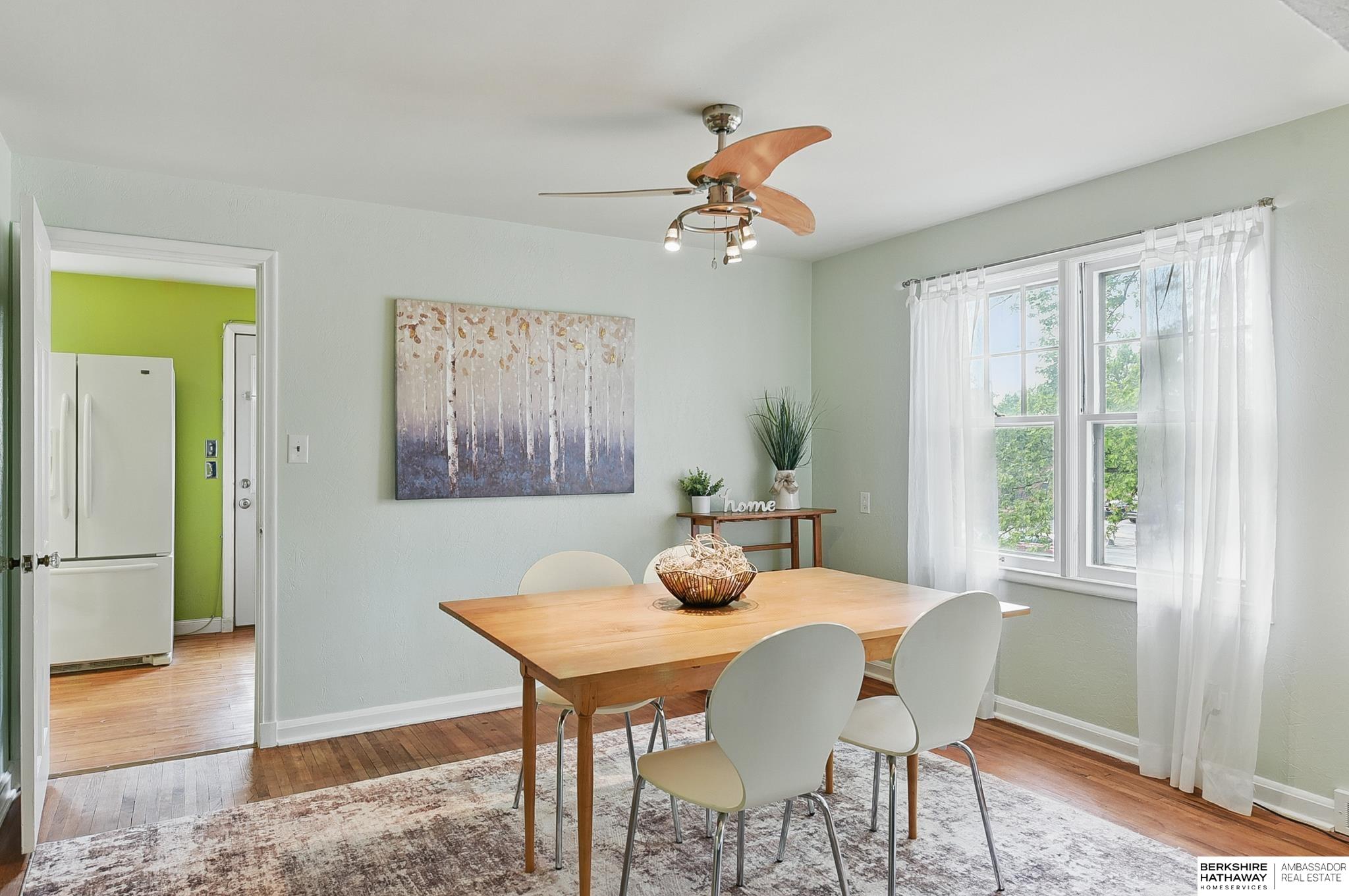 Omaha, Nebraska 68106, United States, 2 Bedrooms Bedrooms, ,2 BathroomsBathrooms,Residential,Active,225093