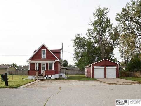 Photo of 1317 Silver Lane, Carter Lake, IA 51510 (MLS # 22528656)