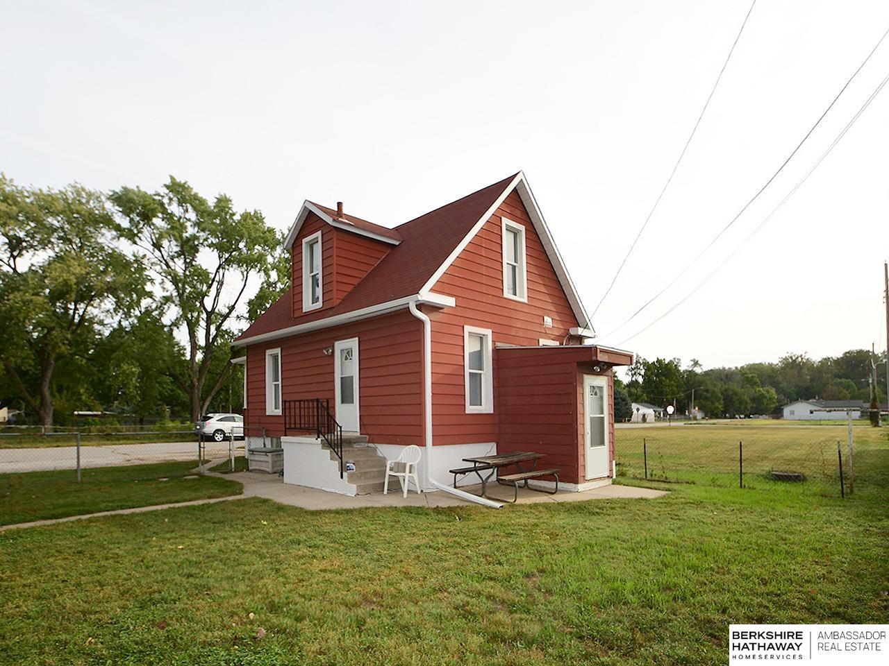 Carter Lake, Iowa 51510, United States, 2 Bedrooms Bedrooms, ,2 BathroomsBathrooms,Residential,Active,223062