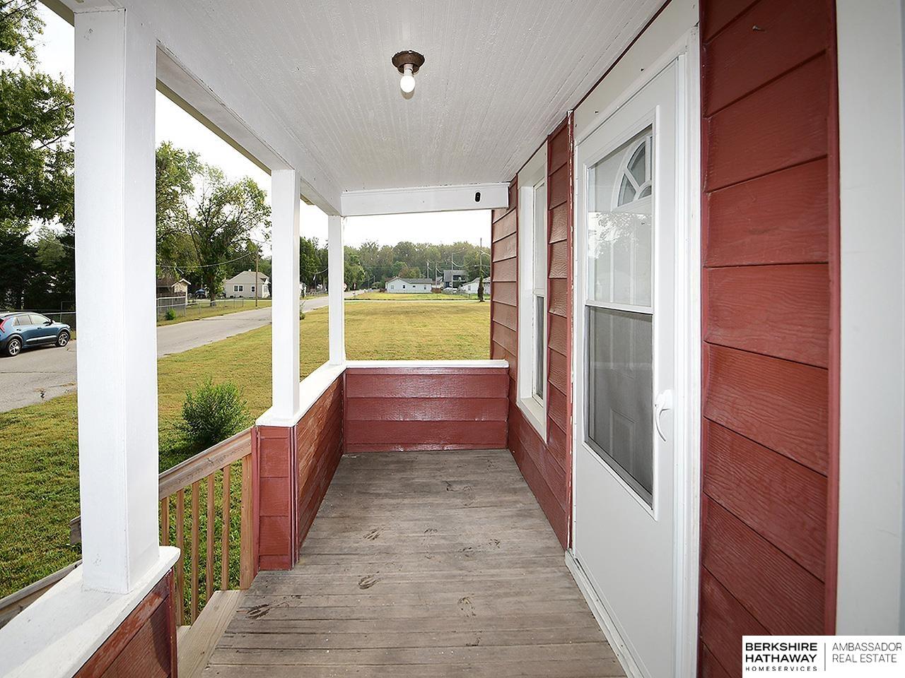 Carter Lake, Iowa 51510, United States, 2 Bedrooms Bedrooms, ,2 BathroomsBathrooms,Residential,Active,223062