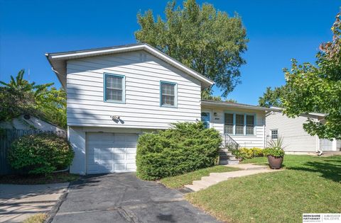 Photo of 6018 N 66th Street, Omaha, NE 68104 (MLS # 22529366)