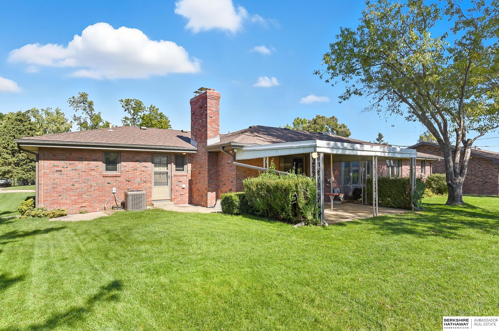 Omaha, Nebraska 68134, United States, 3 Bedrooms Bedrooms, ,2 BathroomsBathrooms,Residential,Active,227209