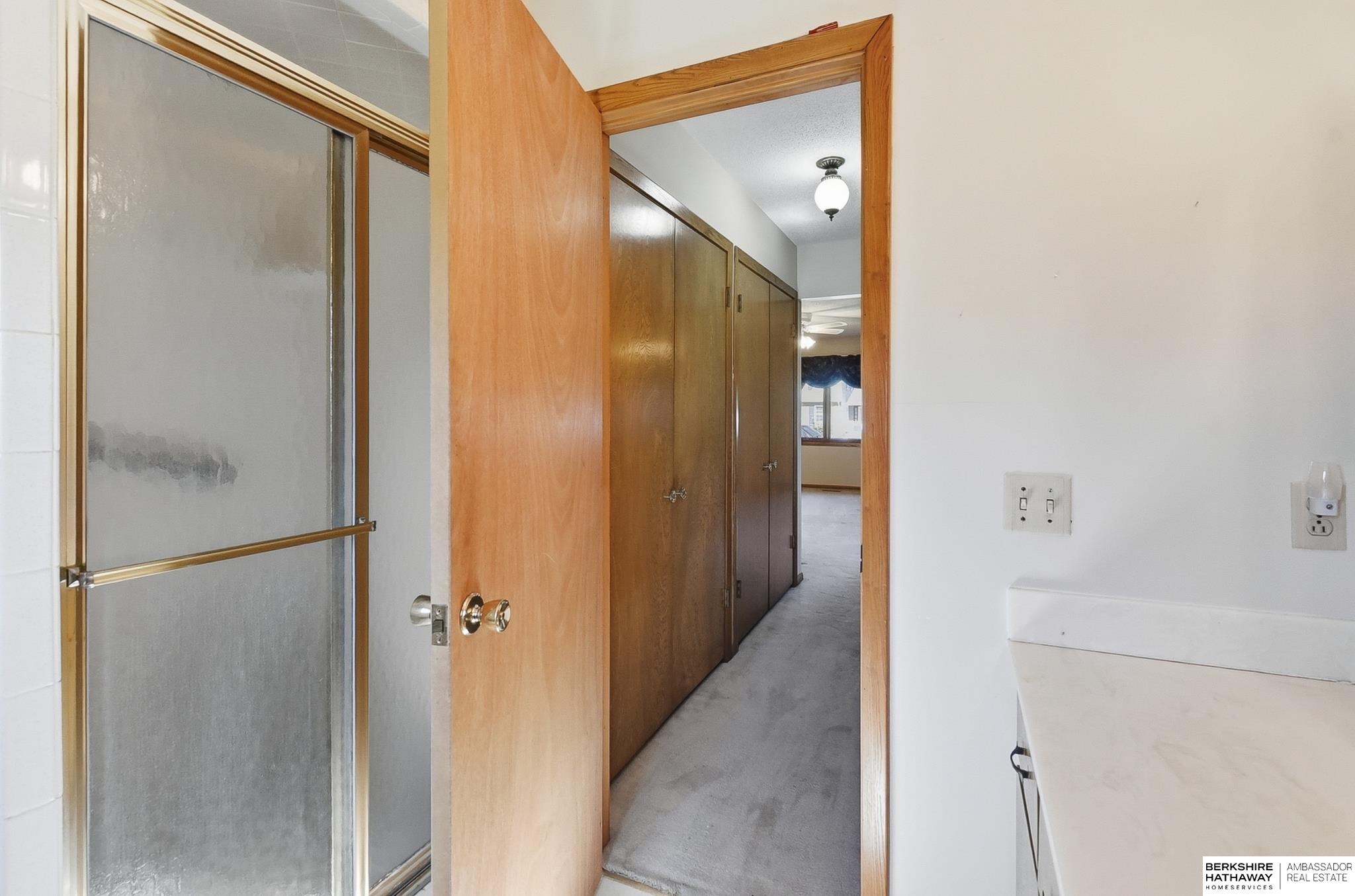 Omaha, Nebraska 68134, United States, 3 Bedrooms Bedrooms, ,2 BathroomsBathrooms,Residential,Active,227209