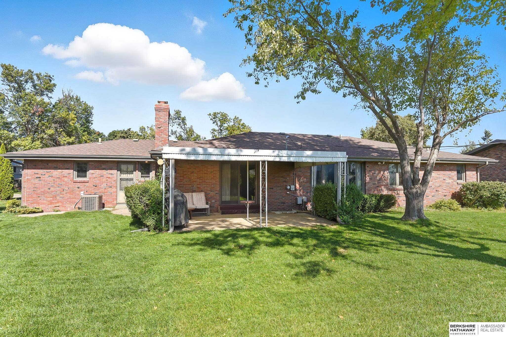 Omaha, Nebraska 68134, United States, 3 Bedrooms Bedrooms, ,2 BathroomsBathrooms,Residential,Active,227209