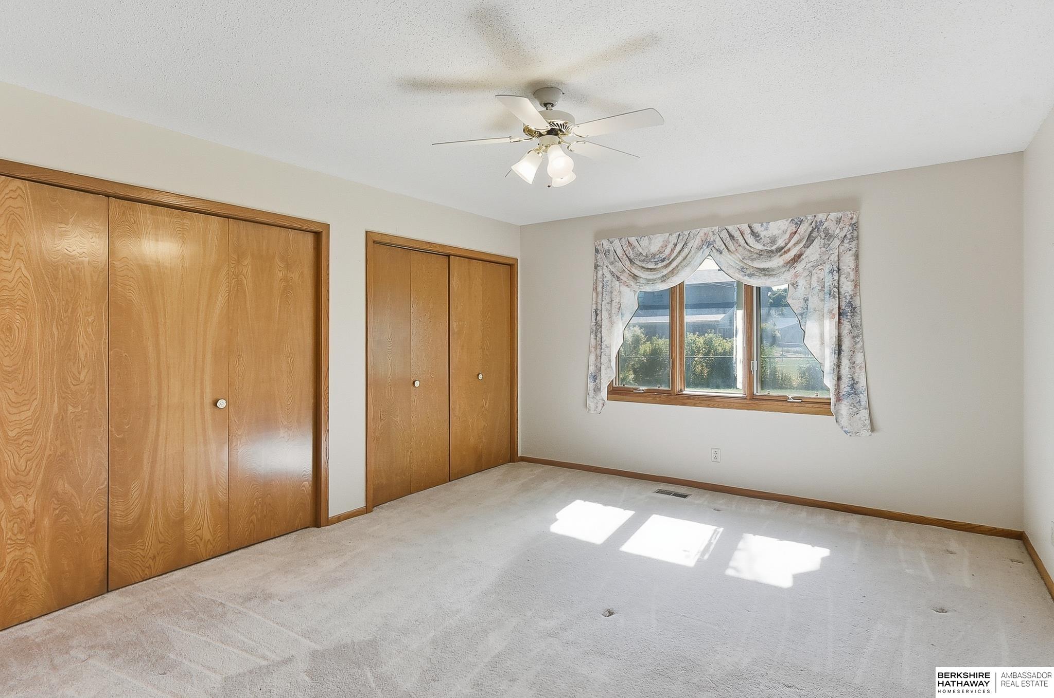 Omaha, Nebraska 68134, United States, 3 Bedrooms Bedrooms, ,2 BathroomsBathrooms,Residential,Active,227209