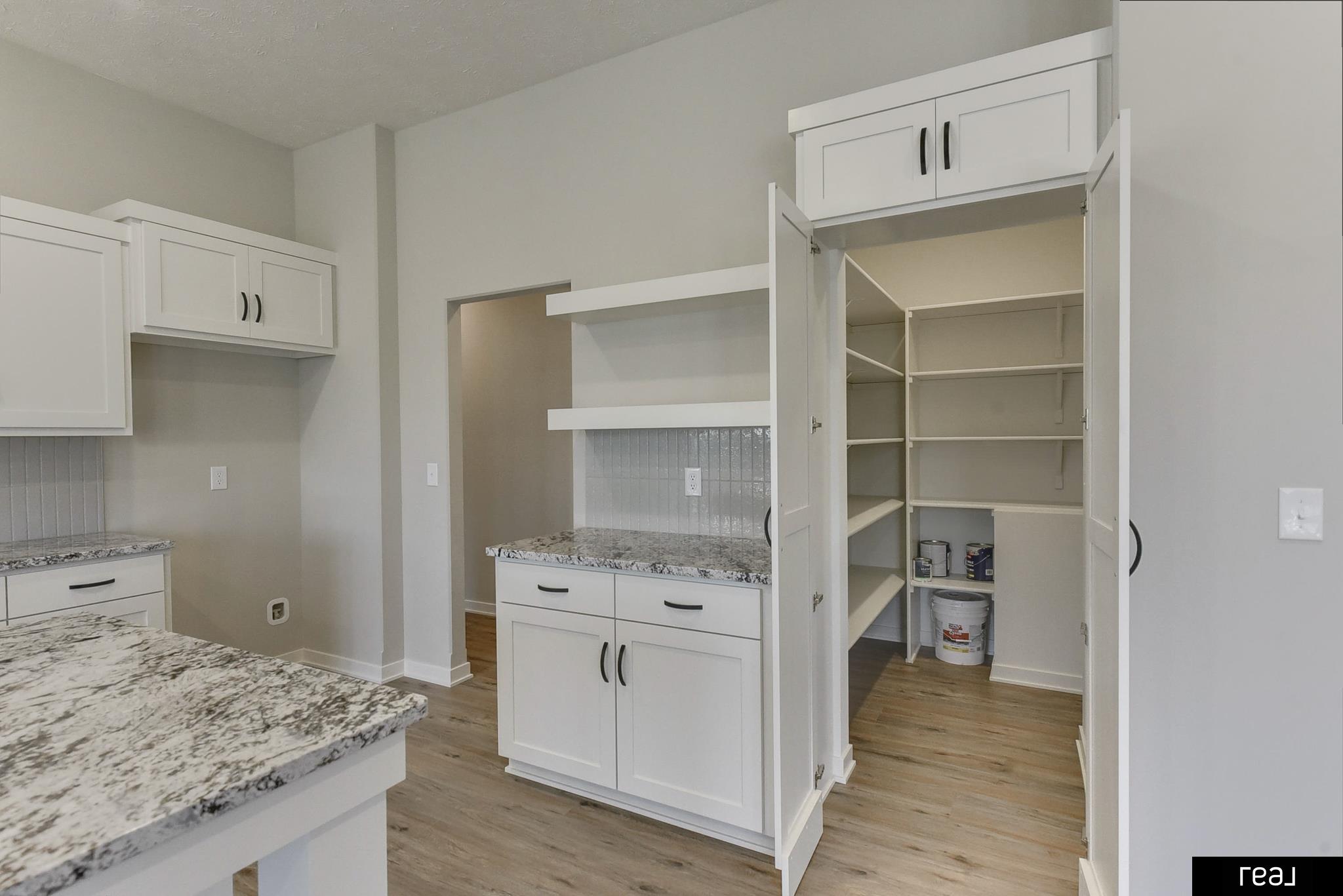 Bellevue, Nebraska 68123, United States, 3 Bedrooms Bedrooms, ,2 BathroomsBathrooms,Residential,Active,177030