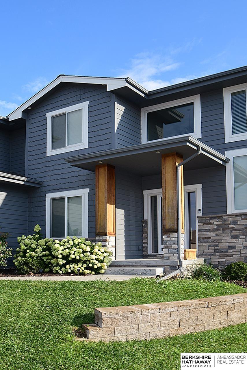 Omaha, Nebraska 68022, United States, 5 Bedrooms Bedrooms, ,4 BathroomsBathrooms,Residential,Active,202780