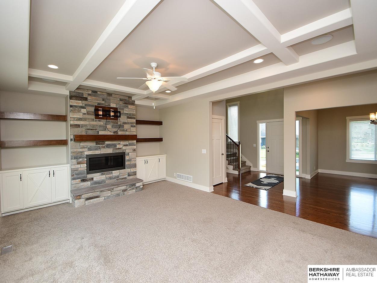 Omaha, Nebraska 68022, United States, 5 Bedrooms Bedrooms, ,4 BathroomsBathrooms,Residential,Active,202780