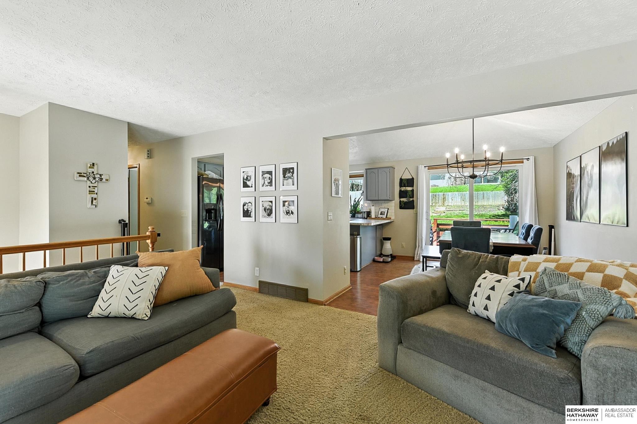 Omaha, Nebraska 68164, United States, 3 Bedrooms Bedrooms, ,2 BathroomsBathrooms,Residential,Active,172371