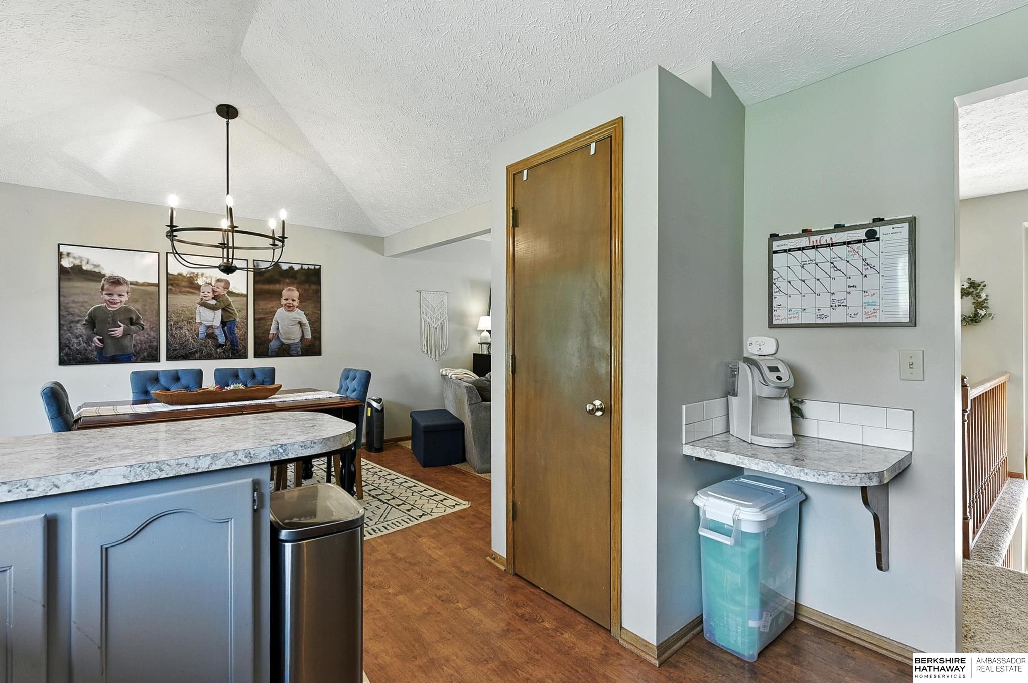 Omaha, Nebraska 68164, United States, 3 Bedrooms Bedrooms, ,2 BathroomsBathrooms,Residential,Active,172371