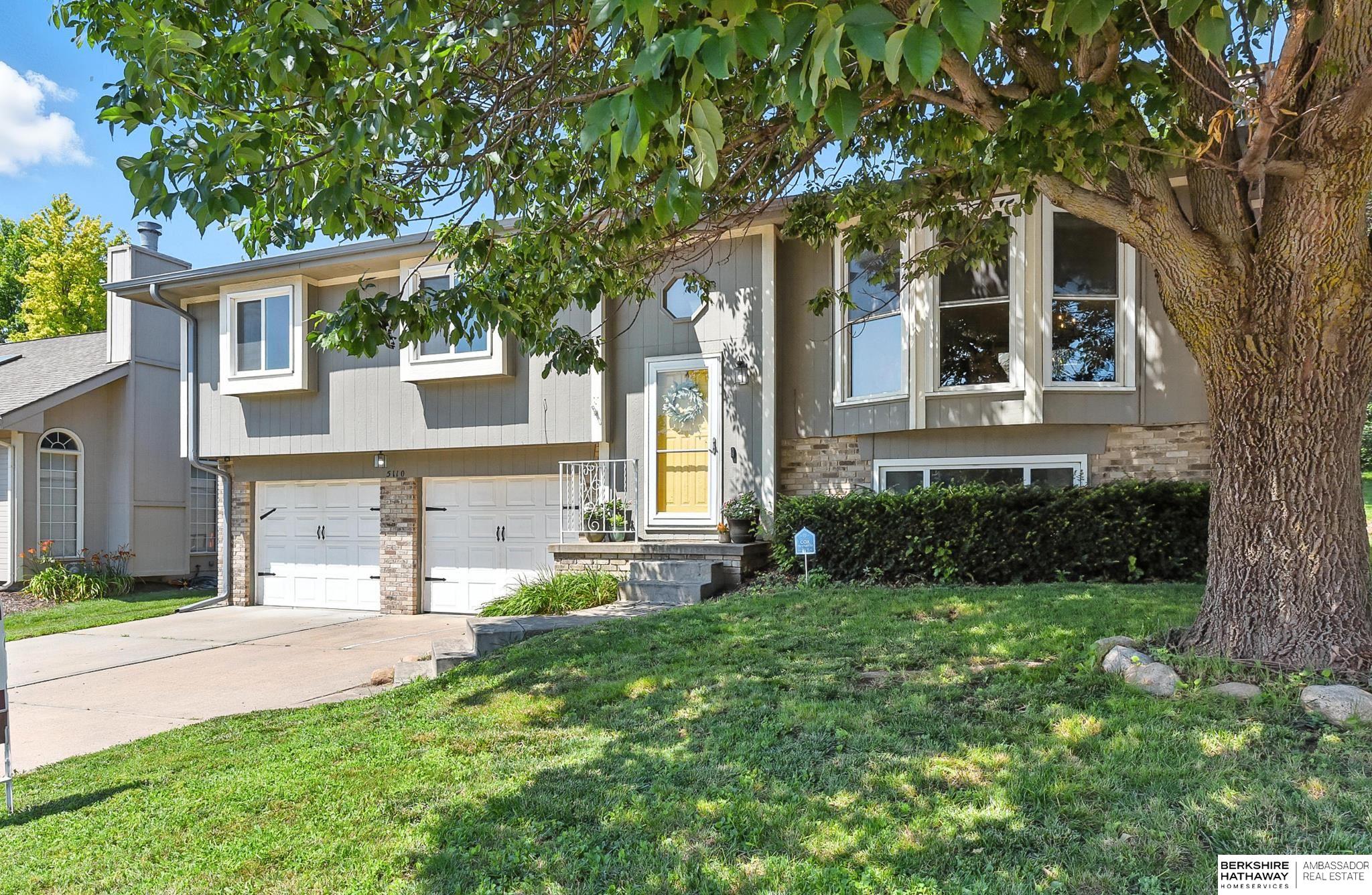 Omaha, Nebraska 68164, United States, 3 Bedrooms Bedrooms, ,2 BathroomsBathrooms,Residential,Active,172371