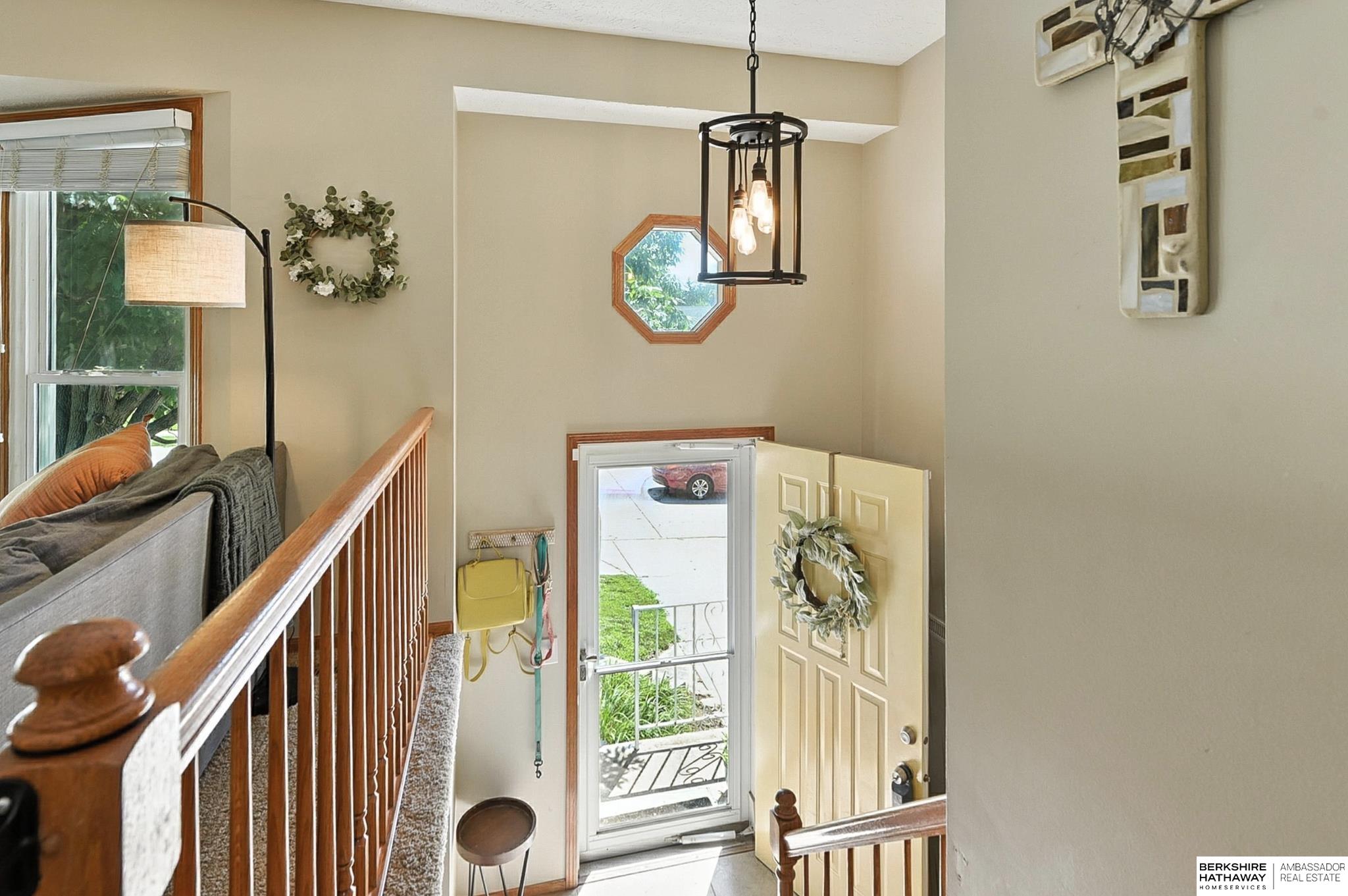 Omaha, Nebraska 68164, United States, 3 Bedrooms Bedrooms, ,2 BathroomsBathrooms,Residential,Active,172371